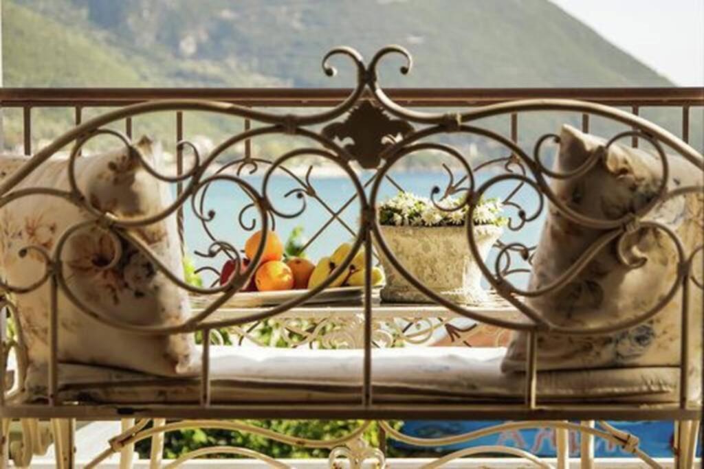 Sea Front Almi Villa Vasiliki  Exterior photo